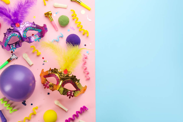 Flat lay composition with carnival items on color background. Space for text - Foto, Imagem