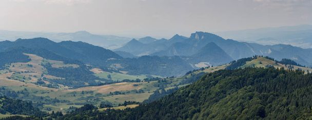 A view of the Pieniny Mountains and Trzy Korony Mountain - Photo, Image