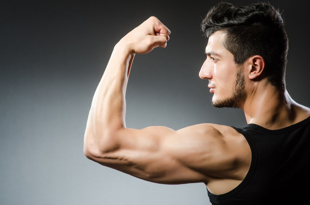 Muscular man - Foto, imagen