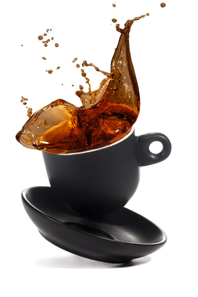 Tasse à café tombe sur la surface blanche
 - Photo, image