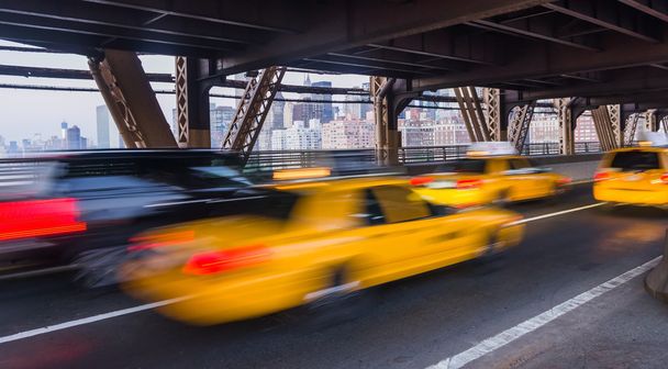 Taxi on Queensboro Bridge - Foto, Imagen