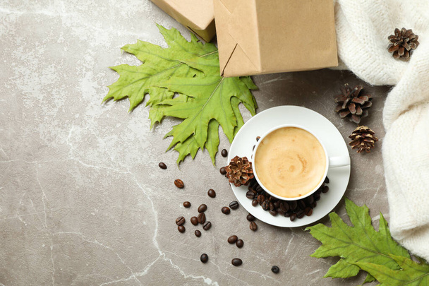 Accogliente autunno concetto di sfondo con bevanda di caffè - Foto, immagini