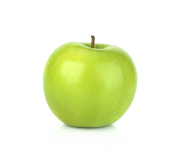 Primer plano de la manzana verde aislada sobre fondo blanco - Foto, imagen