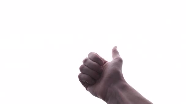 Persona fa gesto mano con sfondo bianco brigh - Filmati, video