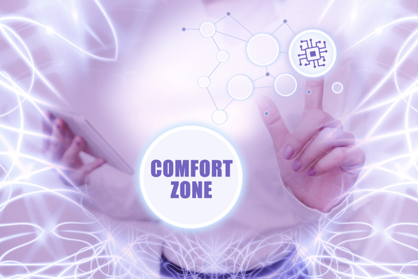 Kézírás szöveg Comfort Zone. Üzleti koncepció Egy olyan helyzet, ahol az ember biztonságban érzi magát, vagy nyugodt lehet a Control Lady Holding Tablet Pressing On Virtual Button Futuristic Tech megjelenítése. - Fotó, kép