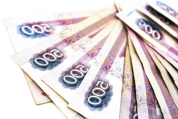 500 российских рублей несколько банкнот. - Фото, изображение
