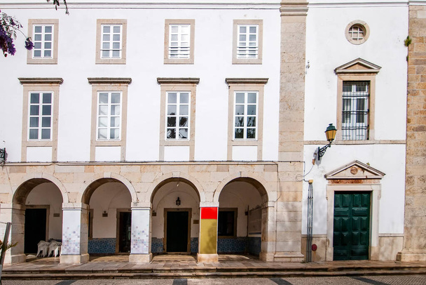 historiallinen keskusta puutarhassa Manuel Bivar Faro kaupunki, Portugali. - Valokuva, kuva