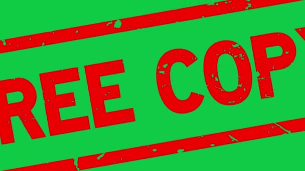 Grunge rood gratis kopiëren woord vierkante rubber zegel zegel zoom op groene achtergrond - Video