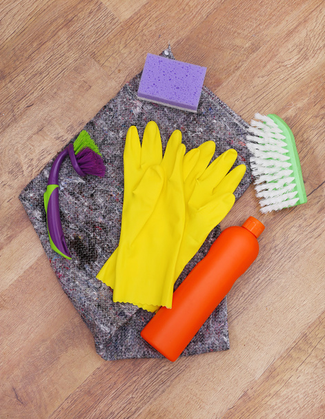 Prodotti e utensili per la pulizia
 - Foto, immagini