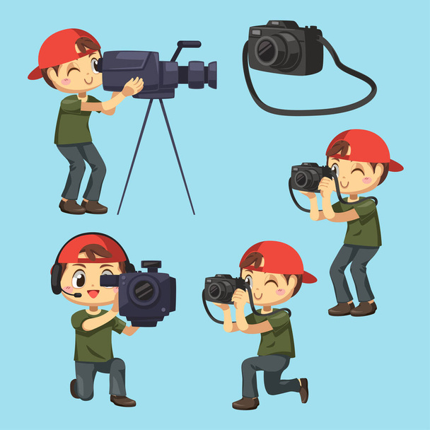 Set di fotografo e videografo uomo che riporta le notizie nel personaggio dei cartoni animati, azione differenza isolato vettoriale piatto illustrazione - Vettoriali, immagini