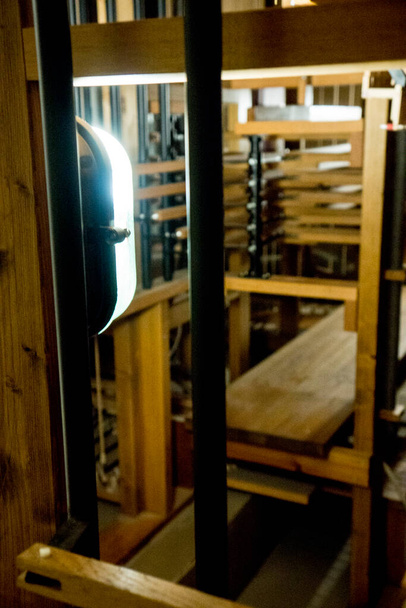 Carillon - zvonek s automatickým mechanickým vibračním zařízením - Fotografie, Obrázek
