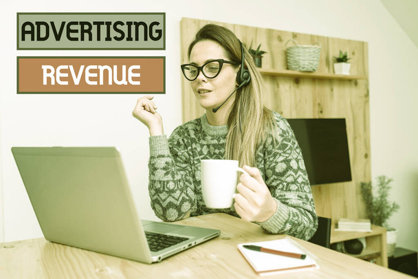 Text caption presenting Advertising Revenue. Business concept money media earn from selling advertising space or time Attending Online Meeting, Creating New Internet Video, Playing Video Games - Zdjęcie, obraz