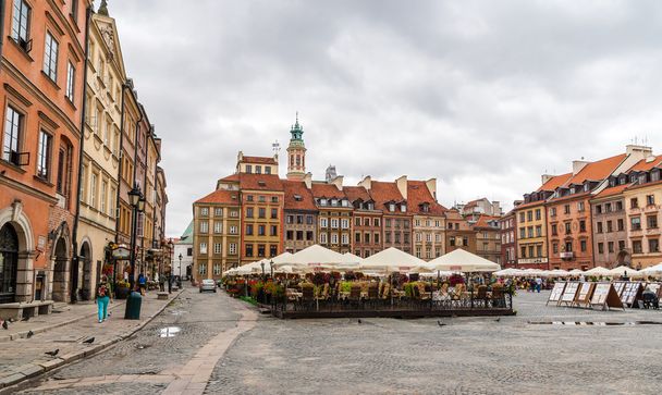 Ринкова площа старого міста, Варшава, Польща - Фото, зображення