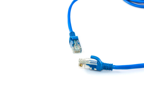 Kabel internetowy Blue Network izolowany na białym tle - Zdjęcie, obraz