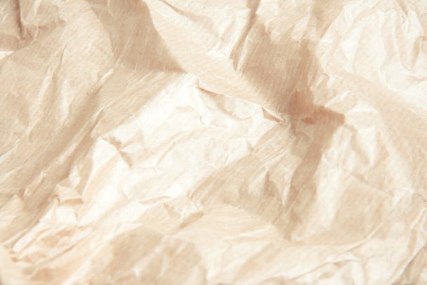 Kraft paperi tekstuuri käärimistä. Kraft paperi rakenne tausta. Crumpled ruskea paperi rakenne tausta tai pahvi pinta, sisustus ja luonto tausta käsite. Etunäkymä - Valokuva, kuva