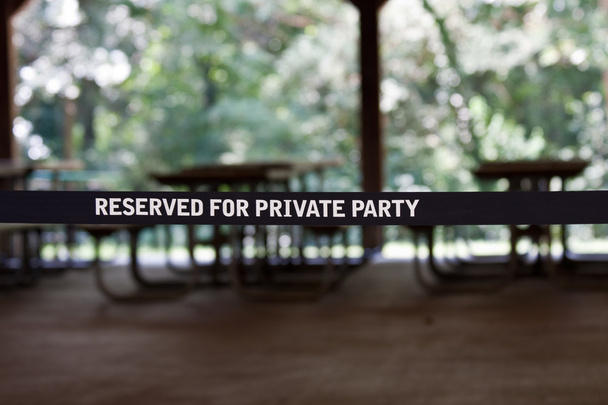 Reservado para sinal de festa privada
 - Foto, Imagem