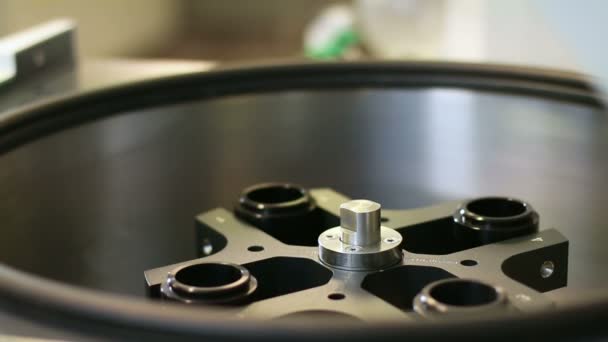 Laboratórios de separação de amostras de centrifugadoras 01
 - Filmagem, Vídeo