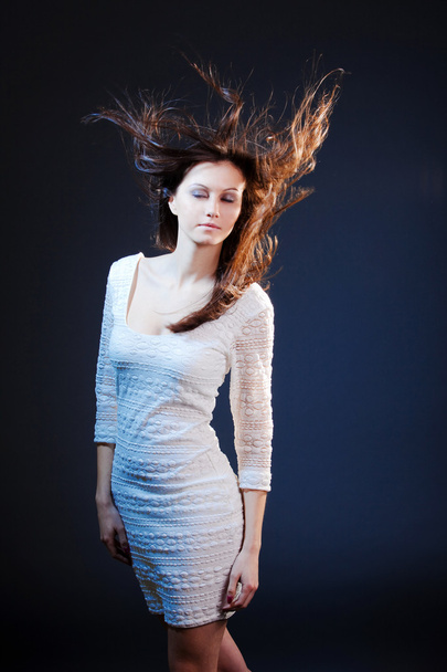 Very beautiful young girl with long hair - Foto, immagini