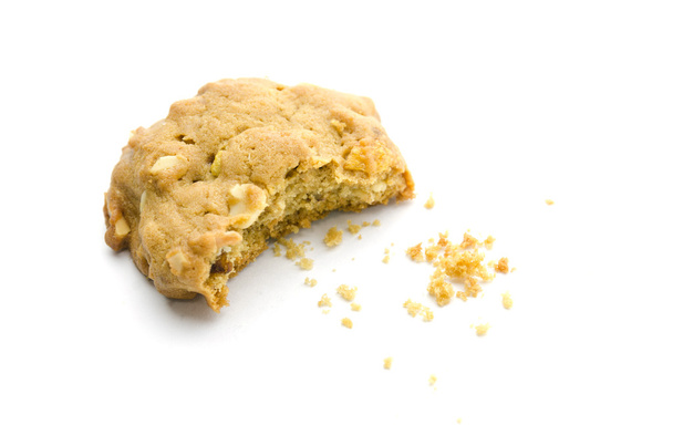 soubory cookie kešu ořechů na bílém pozadí - Fotografie, Obrázek