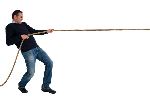 muž přetahovanou tahání lana, samostatný - Fotografie, Obrázek