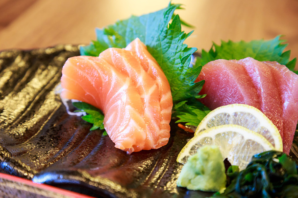 Суши сырая рыба
 - Фото, изображение