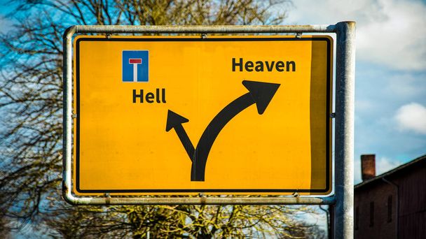 Utca jel az irány út a mennybe versus Hell - Fotó, kép