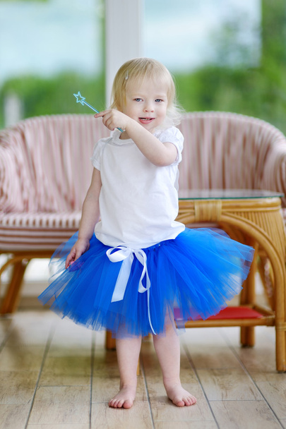Little girl dressed as fairy - Valokuva, kuva