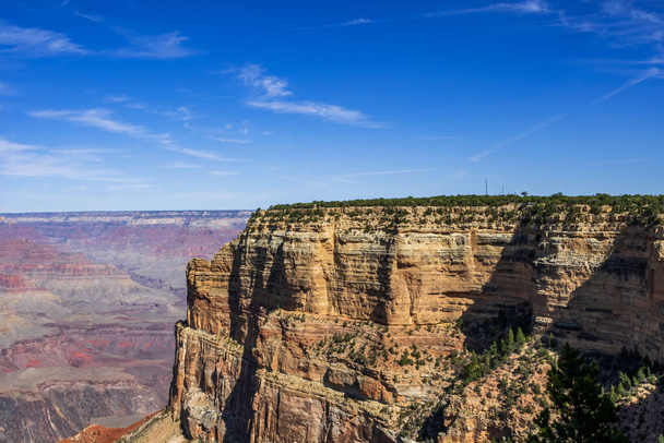 Een uitzicht op het landschap van Grand Canyon National Park, Arizona - Foto, afbeelding
