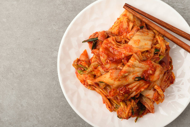 Cultura alimentar coreana. Comida picante de especiarias. Comida coreana feita de repolho - Foto, Imagem