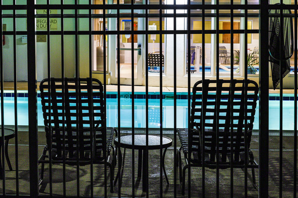 Maryland USA Ein Pool in einem Motel am Straßenrand. - Foto, Bild