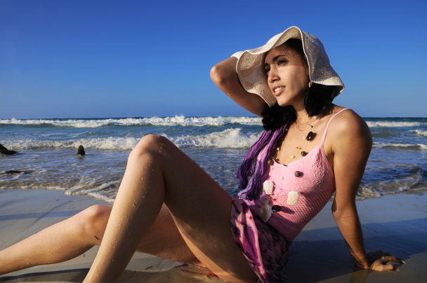 Fashion woman on the beach - Photo, Image