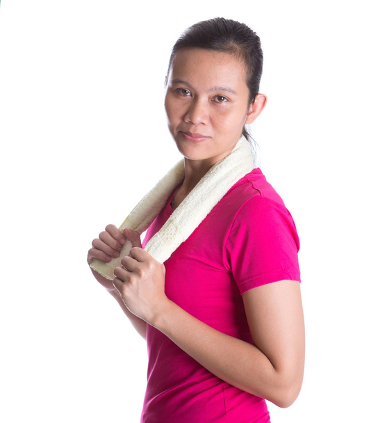 Жіночий азіатських спортсмен з рушник - Фото, зображення