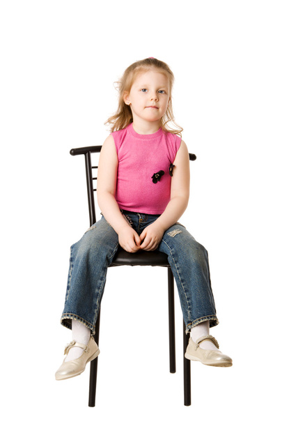 Mädchen sitzt auf Stuhl - Foto, Bild