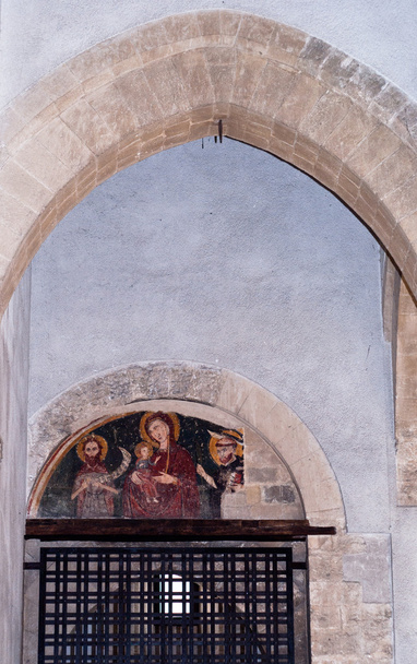 Steinbögen und Fresken im steri Palast in Palermo - Foto, Bild