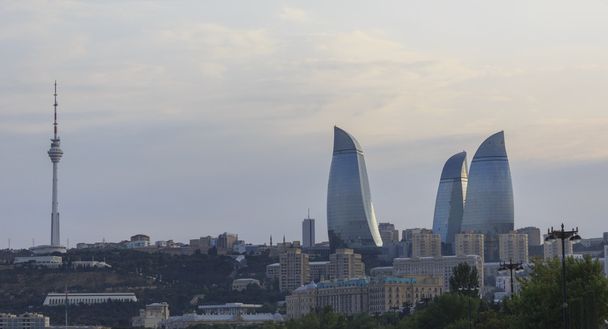 Torres de chama em Baku - Foto, Imagem