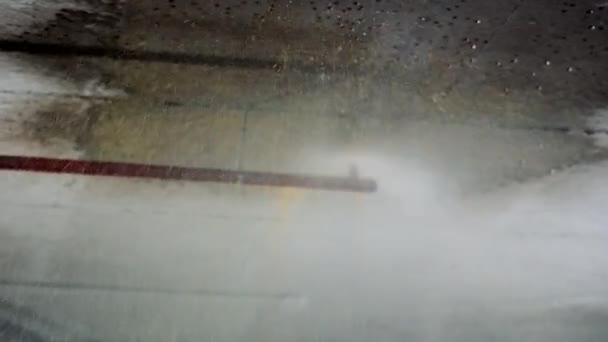 water pipe break. Water flowing from the pipe under high pressure - Footage, Video
