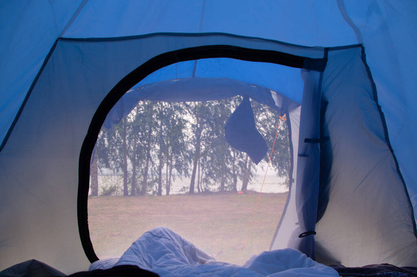 näkymä teltan sisältä - Valokuva, kuva