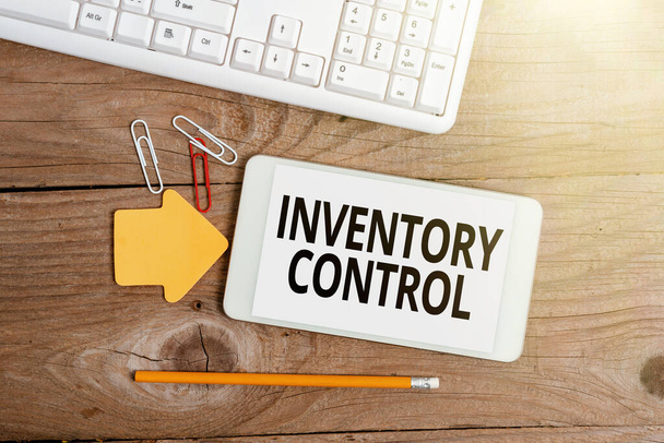 Inspiration showing sign Inventory Control. Business approach regulating and maximising your company s is inventory Display of Different Color Sticker Notes Arranged On flatlay Lay Background - Foto, Imagem