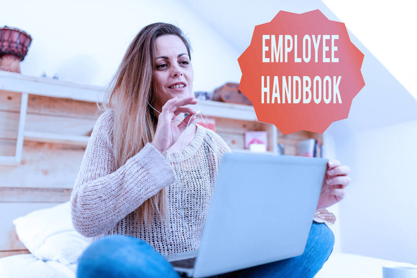Inspiration showing sign Employee Handbook. Conceptual photo states the rules and regulations and policies of a company Casual Internet Surfing, Student Researching Online Websites - Foto, imagen