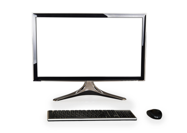 Настольный компьютер с белым чистым экраном, клавиатурой и мышью
 - Фото, изображение