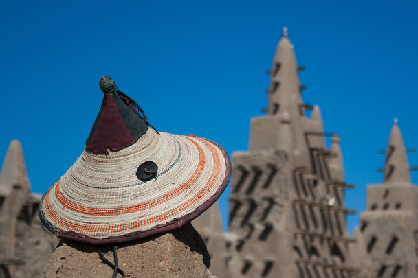 Chapéu típico de Dogon, Mali
. - Foto, Imagem