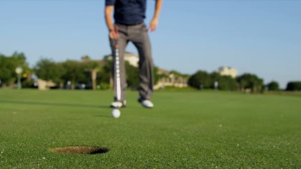 férfi golfozó golf tanfolyam - Felvétel, videó