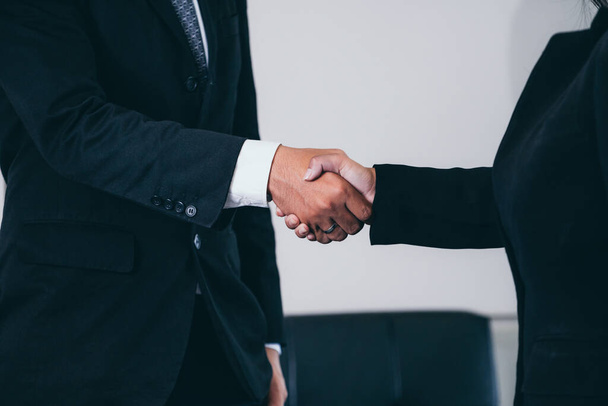 Business people handshake agreement in office. - Фото, зображення