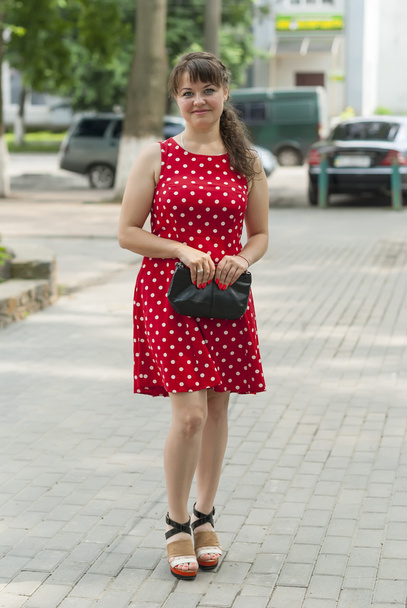 Beautiful girl in a dress on a walk. - Fotografie, Obrázek