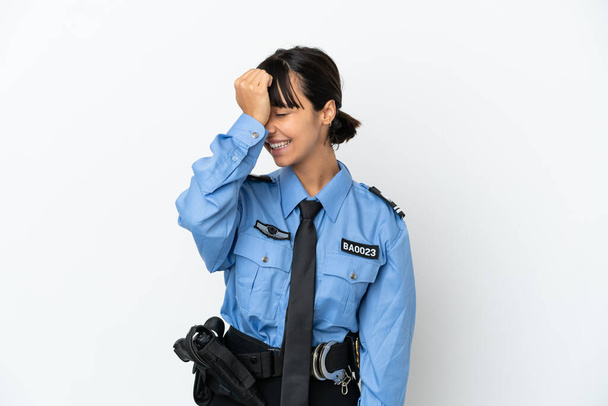 Jovem polícia mestiça mulher isolado fundo percebeu algo e pretendendo a solução - Foto, Imagem