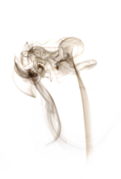 Egy absztrakt szürke füst közelsége fehér alapon - Fotó, kép