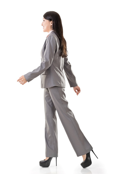 business woman walk - 写真・画像
