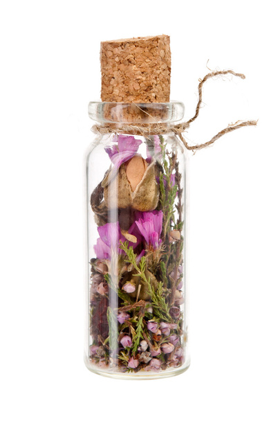 Dried flowers in a flask - Valokuva, kuva