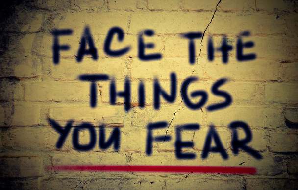 szembe a dolgok félelem fogalma - Fotó, kép