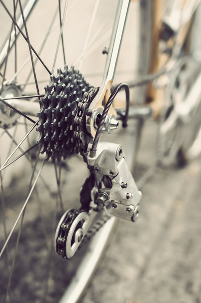 Заднее колесо велосипеда
 - Фото, изображение